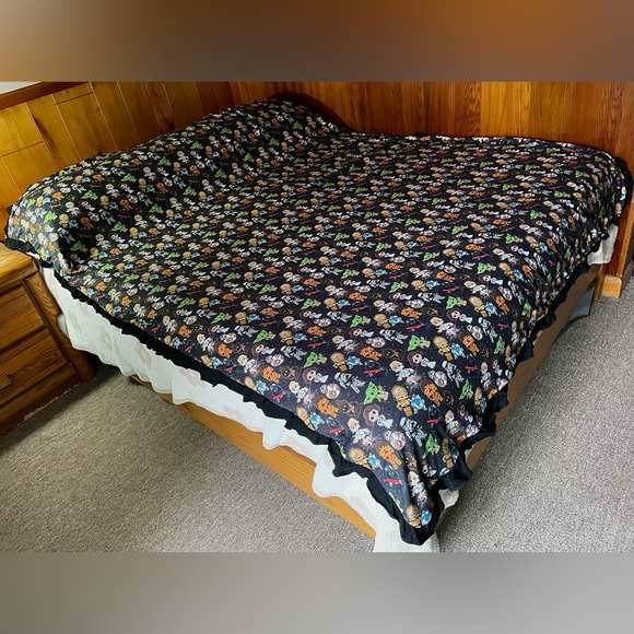 Star Wars - Custom Chibi Character Blanket with Ruffle & Velour (62”x 82”) NWOT - Picture 2 of 6